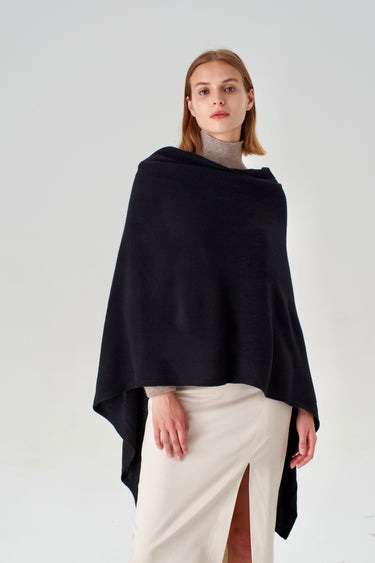 Cashmere Travel Wrap in Jet Black