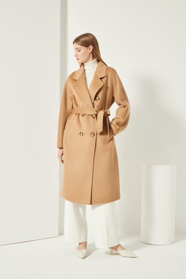 Double-Breasted Cashmere Coat in Warm Camel